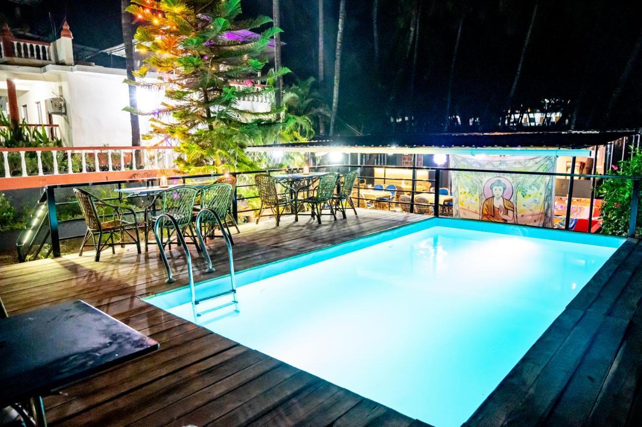 Royal Orbit Resort Agonda Exterior photo