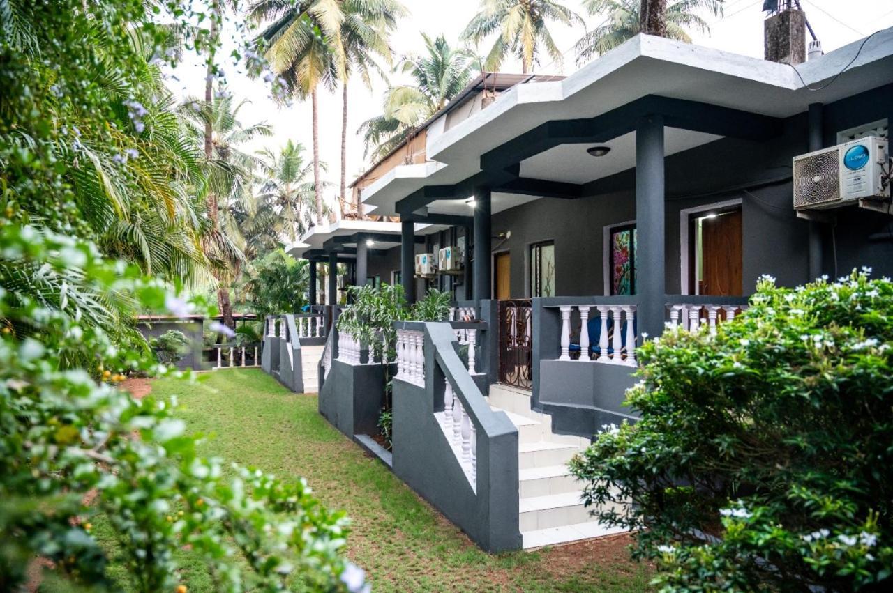 Royal Orbit Resort Agonda Exterior photo