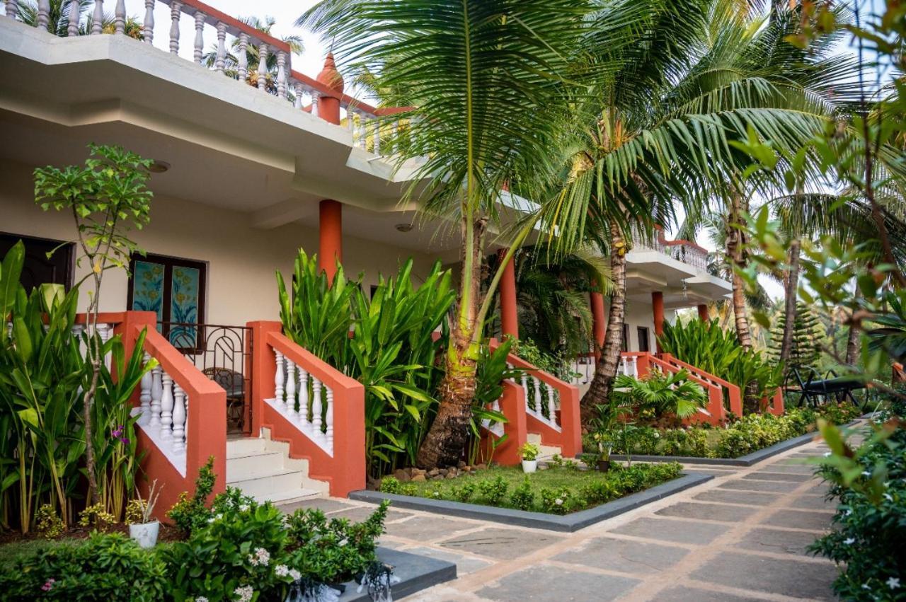 Royal Orbit Resort Agonda Exterior photo